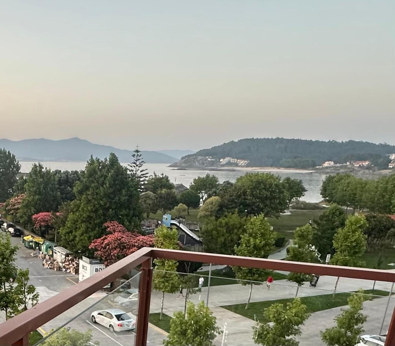Atico Mirando O Mar Lägenhet Porto do Son Exteriör bild